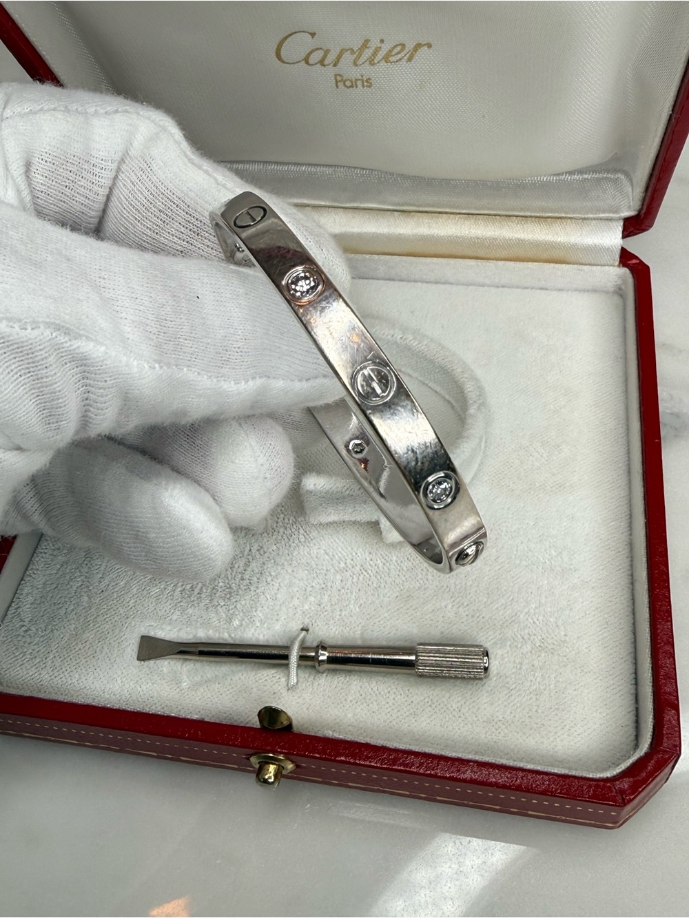 Auth Cartier 18k White Gold 6 Diamond love Bracelet with Red Box Sz 17 - Picture 9 of 14